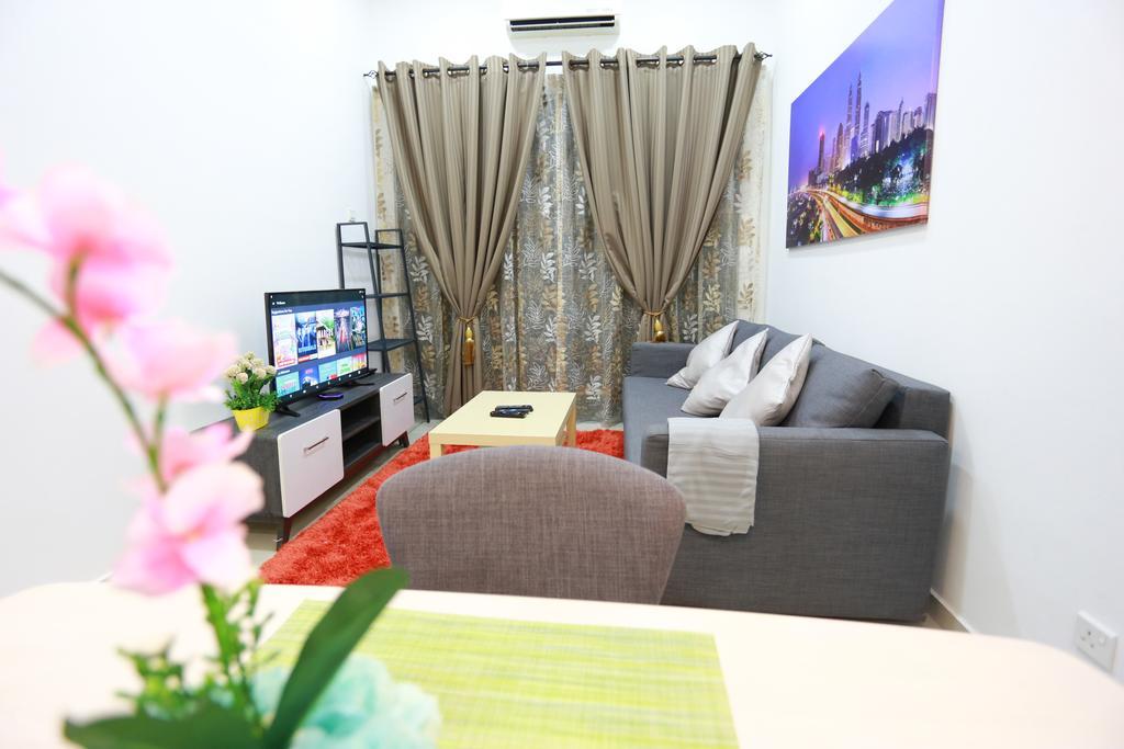 Citadines Dpulze Cyberjaya Aparthotel Exterior photo